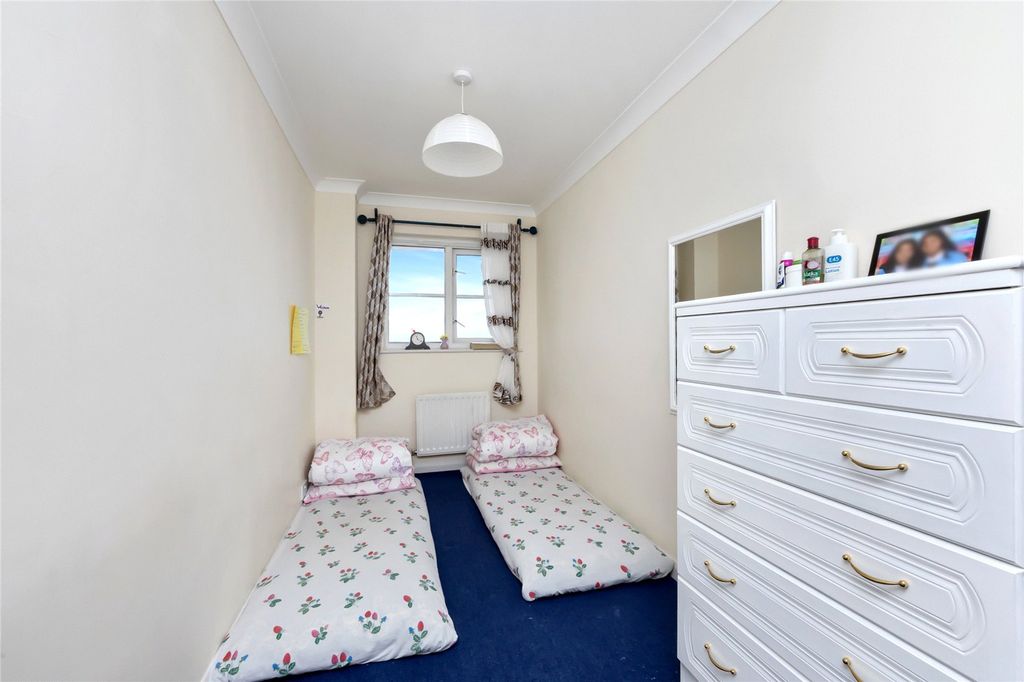 Additional image 12 of 2 bed flat for saleMarlin Court, 32 Brighton Road, Lancing, West Sussex BN15