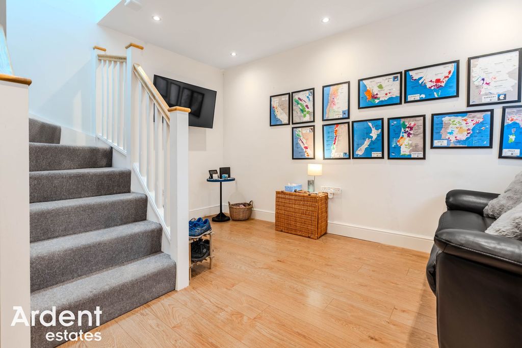 Additional image 3 of 1 bed detached house for saleFriars Lane, Maldon CM9