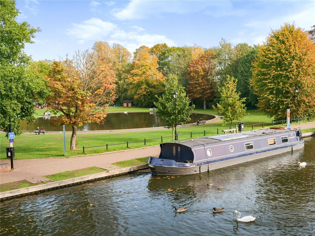 Additional image 17 of 2 bed flat for salePark Street, Newbury, Berkshire RG14