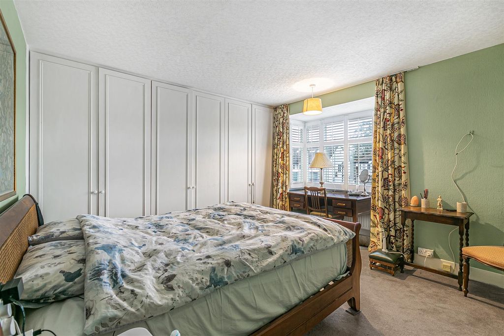 Additional image 8 of 5 bed terraced house for saleClarence Avenue, New Malden KT3