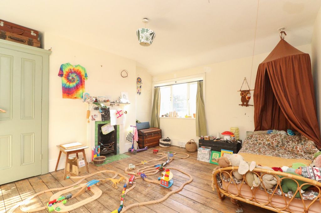 Additional image 7 of 4 bed flat for saleNorthdown Road, Margate, Kent CT9