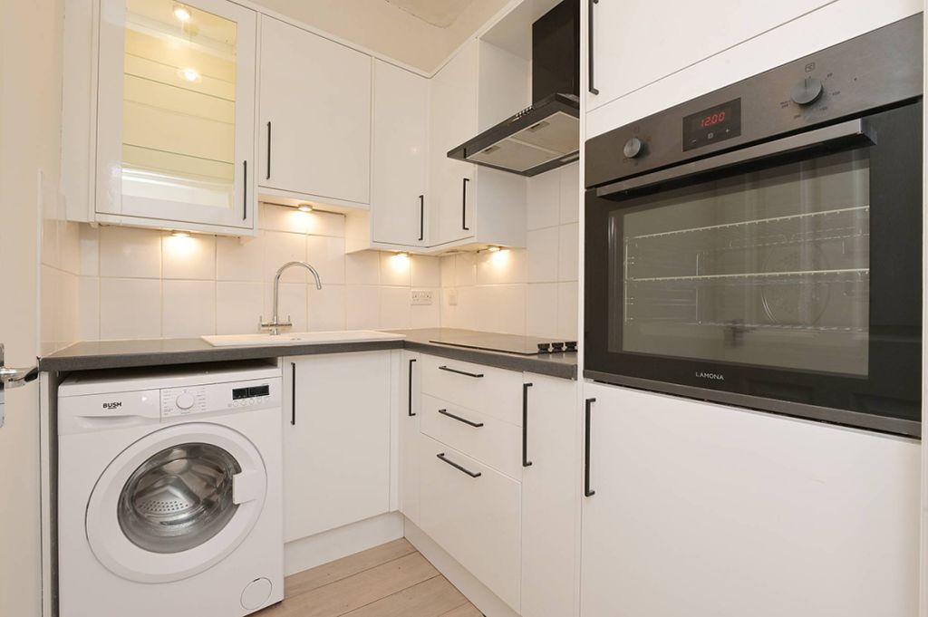 Additional image 5 of 2 bed flat for saleNewbigging, Musselburgh, East Lothian EH21