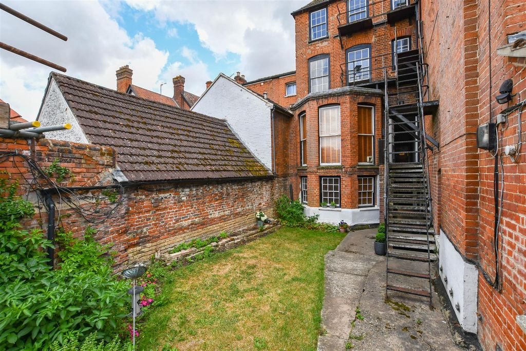 Additional image 10 of 2 bed flat for saleHigh Street, Newmarket CB8