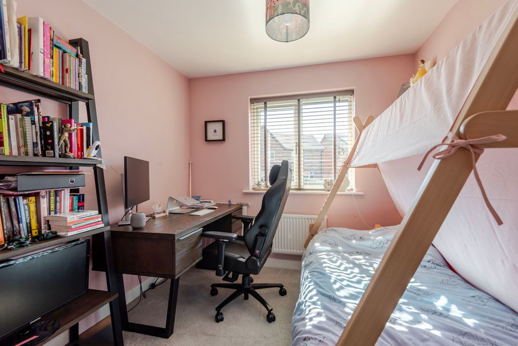 Additional image 21 of 4 bed detached house for saleAtkinson Drive, Macclesfield, Cheshire SK10