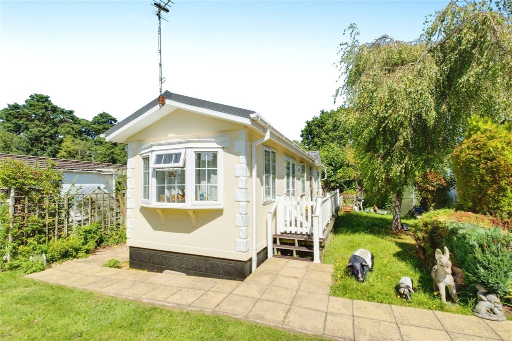 1 bed mobile/park home for saleThatched Cottage Park, Southampton Road, Lyndhurst, Hampshire SO43