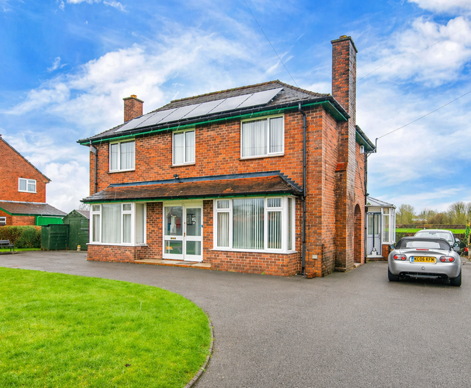 3 bed detached house for saleLlandysilio, Llanymynech SY22
