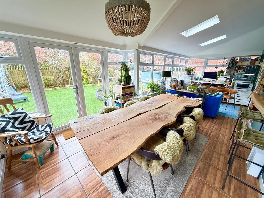 Additional image 2 of 4 bed detached house for saleBuckingham Drive, Macclesfield SK11