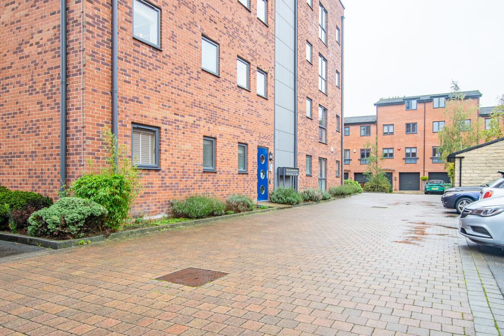 Additional image 18 of 2 bed flat for saleCable Place, Leeds LS10