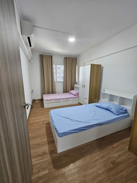 415 Jurong West Street 42