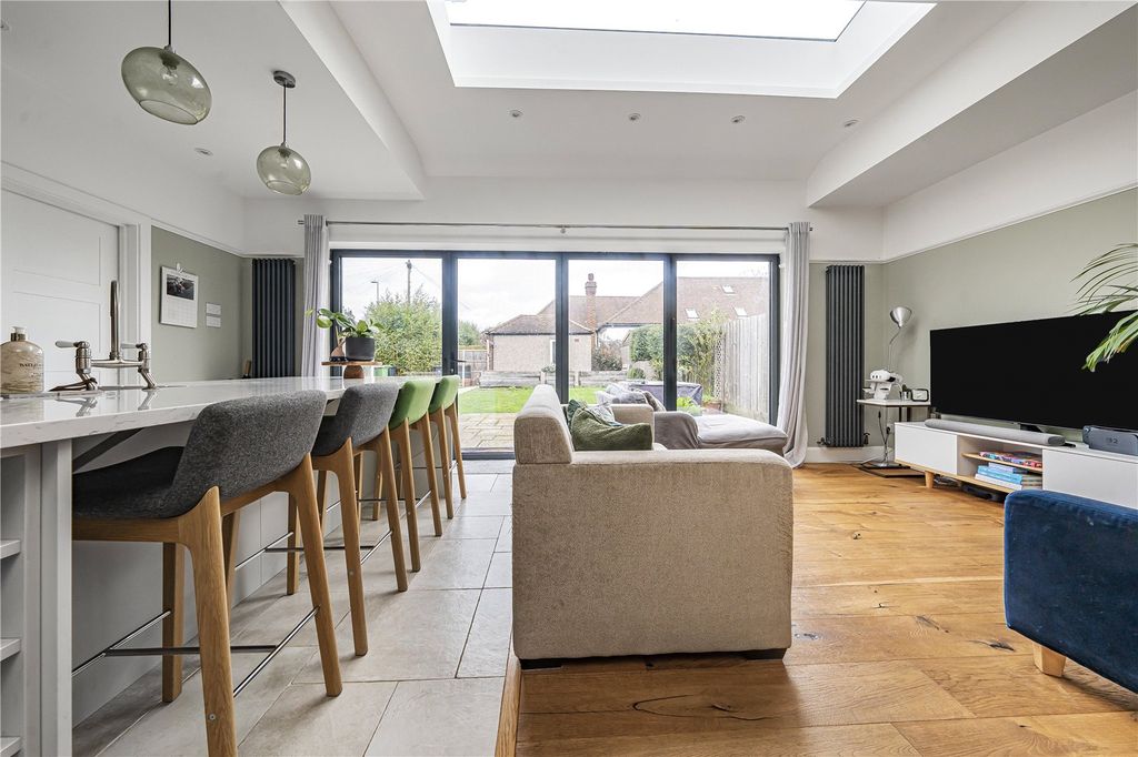 Additional image 3 of 5 bed semi-detached house for saleMatlock Way, New Malden KT3