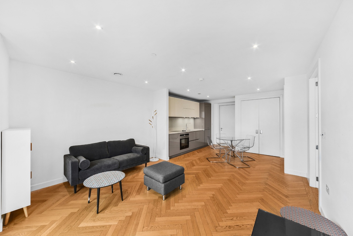 1 Bed Flat, Southwark Bridge Road, SE1, N1 7GU photo 5
