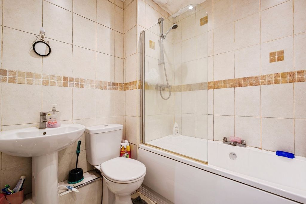 Additional image 9 of 2 bed flat for saleMayfair Court, Prenton CH43