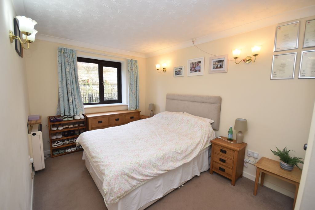 Additional image 4 of 2 bed flat for saleSt Johns Park, Whitchurch SY13