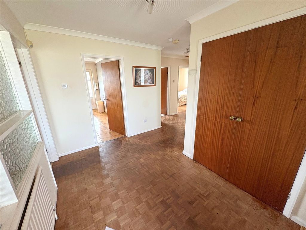 Additional image 2 of 3 bed detached house for saleYstad Celyn, Maesteg CF34