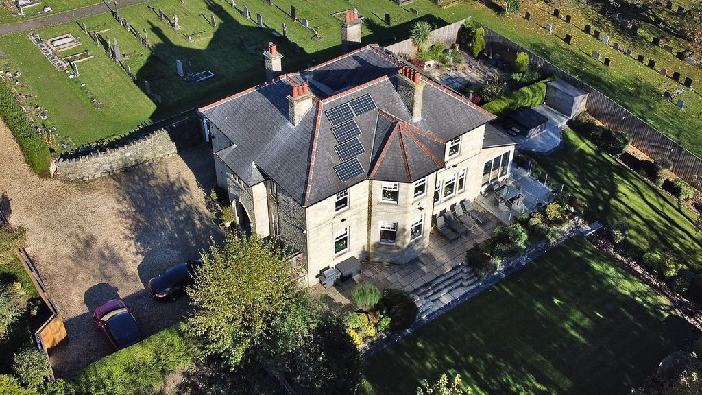 5 bed detached house for saleSt. Barnabas Drive, Littleborough OL15