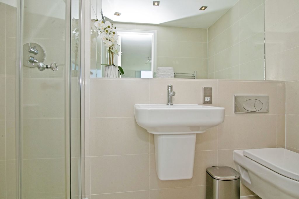 Additional image 30 of 2 bed flat for saleNarrowcliff, Newquay, Cornwall TR7