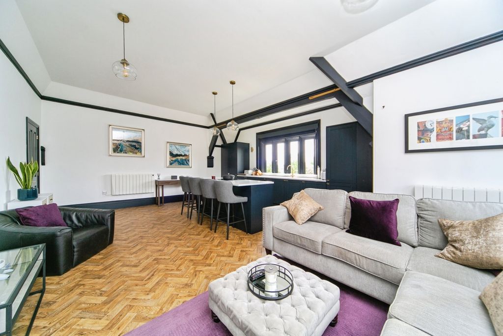 Additional image 7 of 2 bed flat for saleDevonshire Place, Prenton CH43