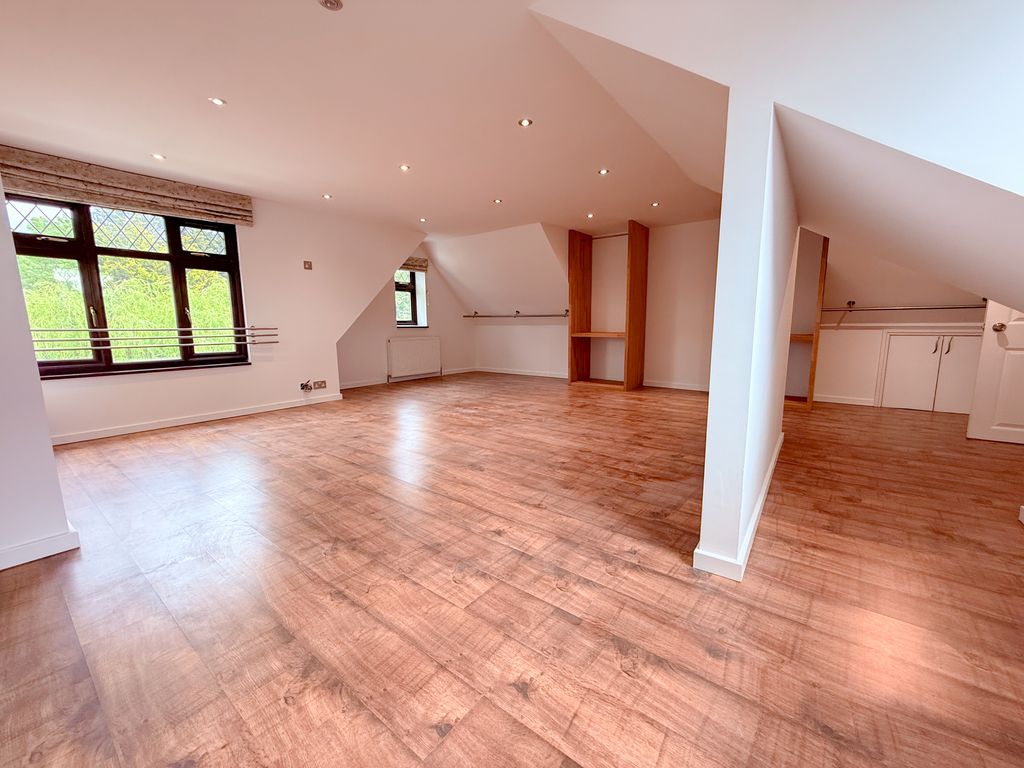 Additional image 12 of 5 bed detached house for saleHeath Drive, Potters Bar, Hertfordshire EN6
