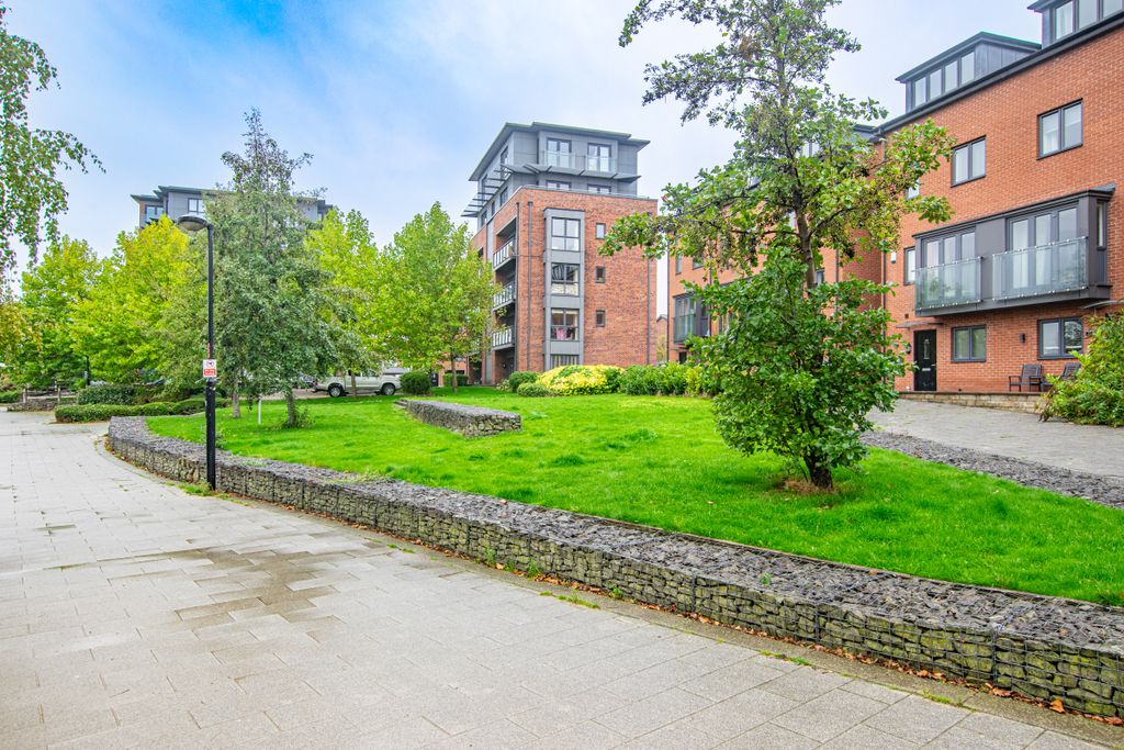 Additional image 16 of 2 bed flat for saleCable Place, Leeds LS10