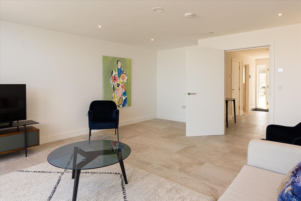 Additional image 14 of 4 bed terraced house for saleTrebarwith Crescent, Newquay, Cornwall TR7