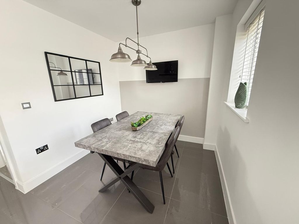 Additional image 4 of 4 bed detached house for saleGlamorgan Green, Llandarcy, Neath, Neath Port Talbot. SA10