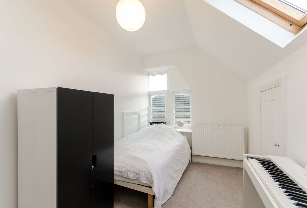 Additional image 6 of 3 bed maisonette for saleWestbury Road, New Malden KT3