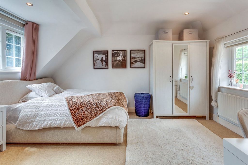 Additional image 8 of 4 bed detached house for saleHenley Road, Marlow, Buckinghamshire SL7