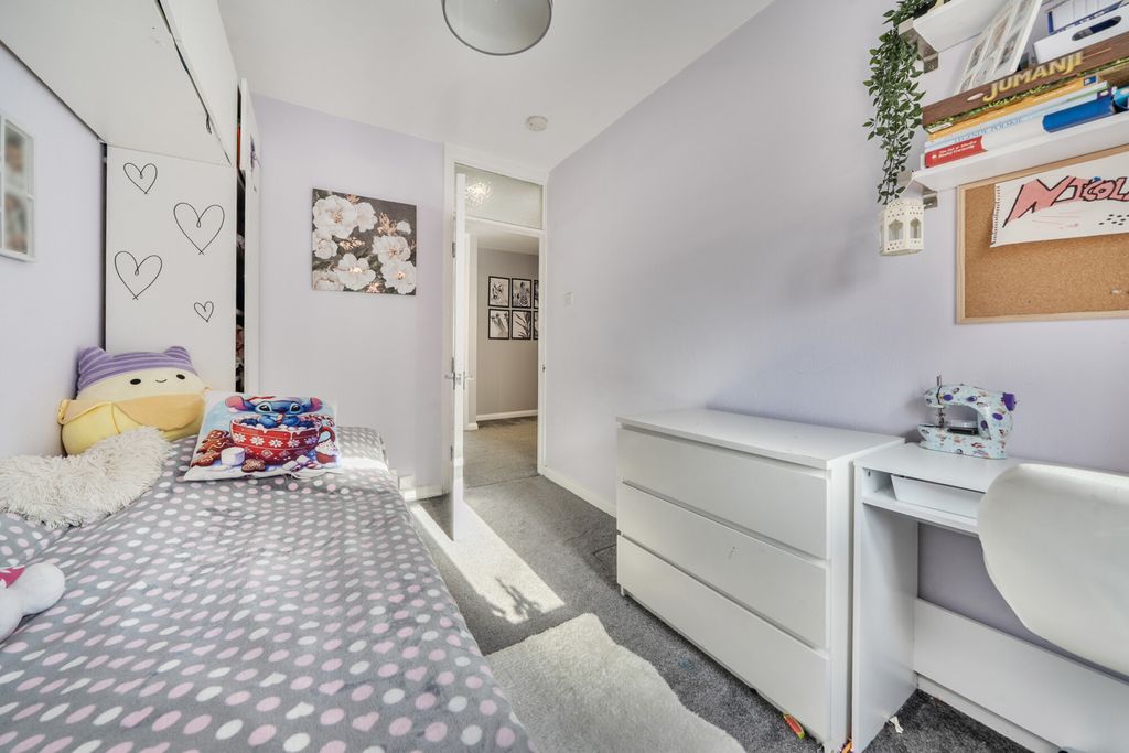 Additional image 24 of 6 bed semi-detached house for saleLaughton Road, Northolt UB5