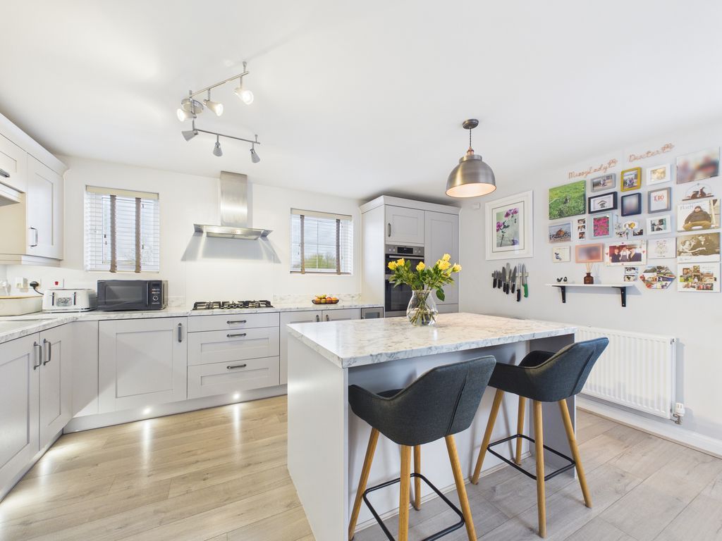 Additional image 2 of 4 bed detached house for saleBurrow Hill View, Martock TA12