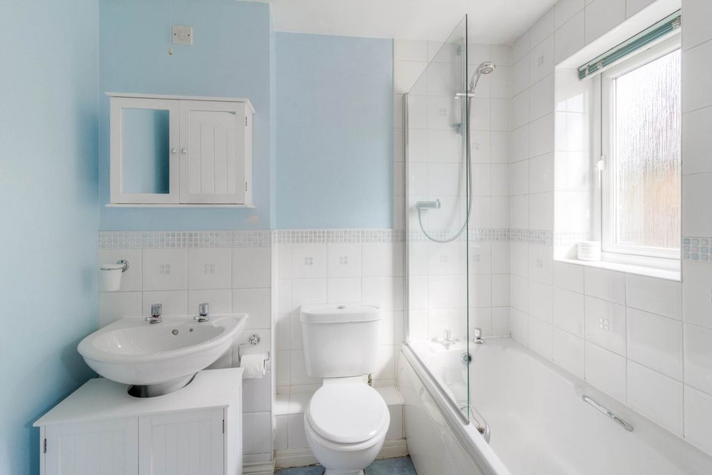 Additional image 20 of 4 bed detached house for salePennycress Way, Newport Pagnell MK16