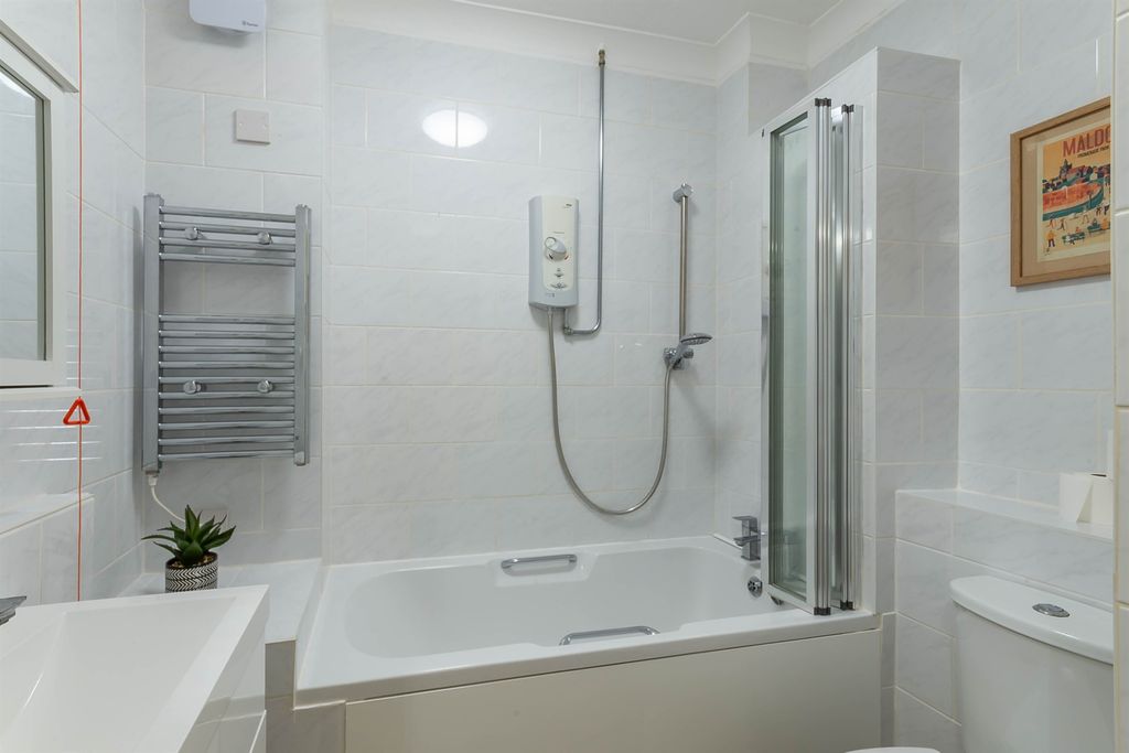 Additional image 8 of 1 bed flat for saleHigh Street, Maldon CM9