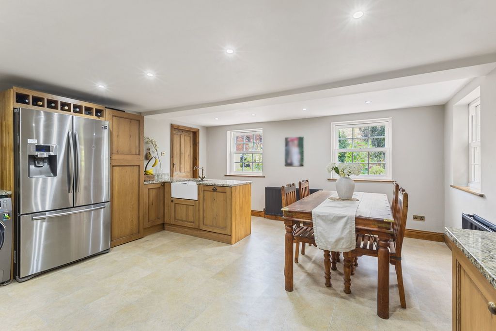 Additional image 8 of 4 bed detached house for saleCastle Cottage, Spink Lane, Pontefract WF8