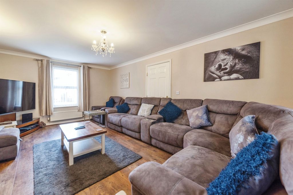Additional image 5 of 5 bed detached house for saleHercules Drive, Newark NG24