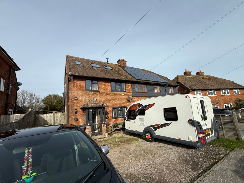 3 bed semi-detached house for salePelham Close, Pevensey BN24