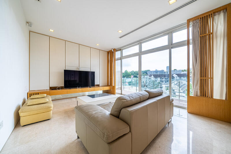 35 Lloyd Road photo 2