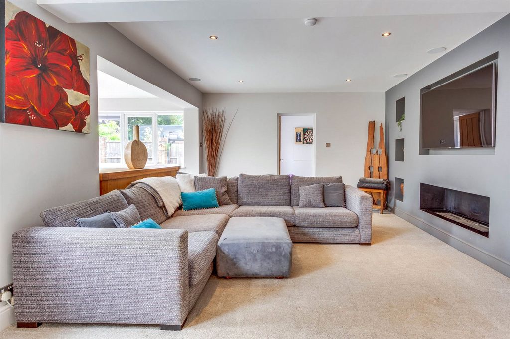 Additional image 6 of 4 bed detached house for saleHenley Road, Marlow, Buckinghamshire SL7