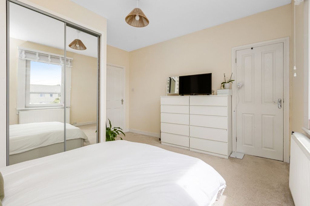 Additional image 8 of 2 bed flat for sale10 Lawrie Terrace, Loanhead EH20