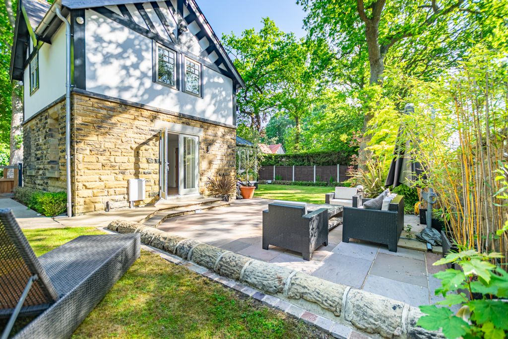 Additional image 27 of 4 bed detached house for saleWetherby Road, Leeds LS8