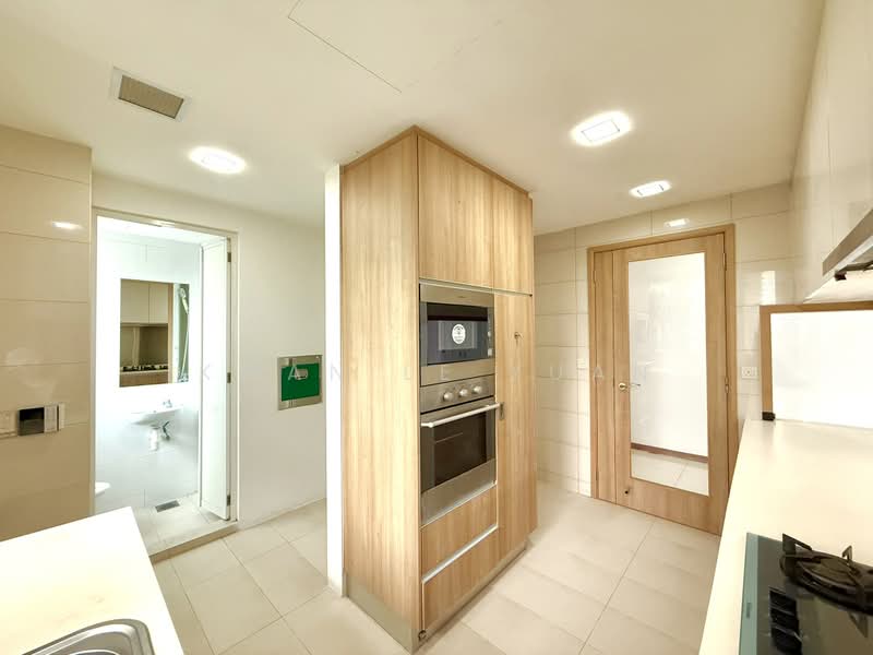 60 Lakeside Drive photo 5