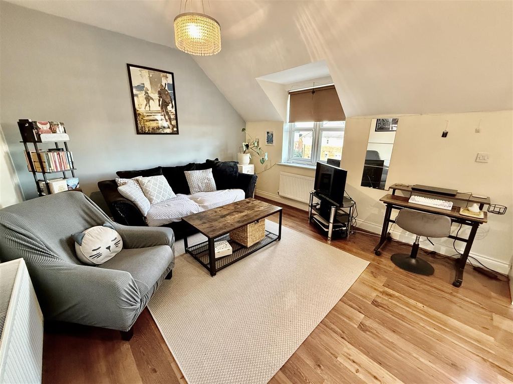 1 bed flat for saleDukesfield, Shiremoor, Newcastle Upon Tyne NE27
