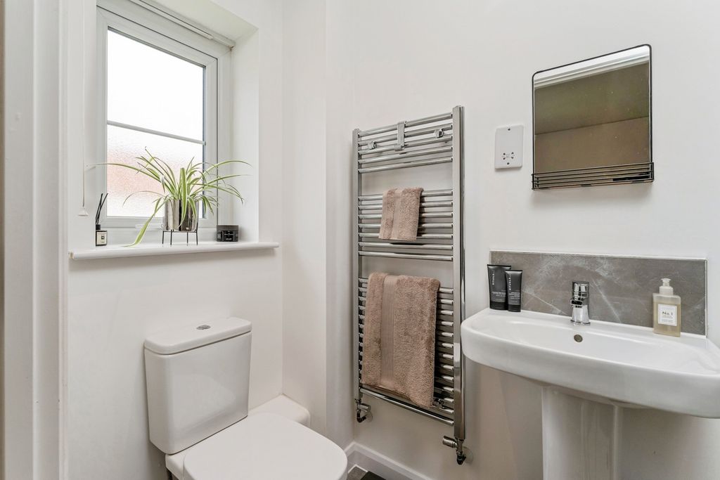 Additional image 18 of 3 bed detached house for saleLlys Carchar, Mold, Flintshire CH7