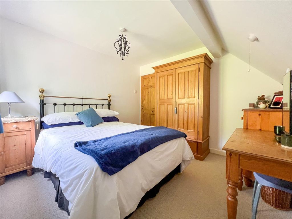 Additional image 16 of 4 bed property for saleAbbey Green Road, Leek ST13