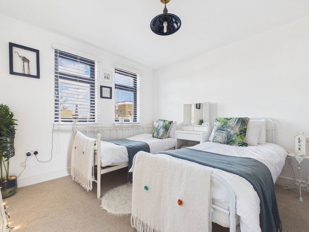 Additional image 13 of 4 bed detached house for saleBrighton Road, Lancing BN15