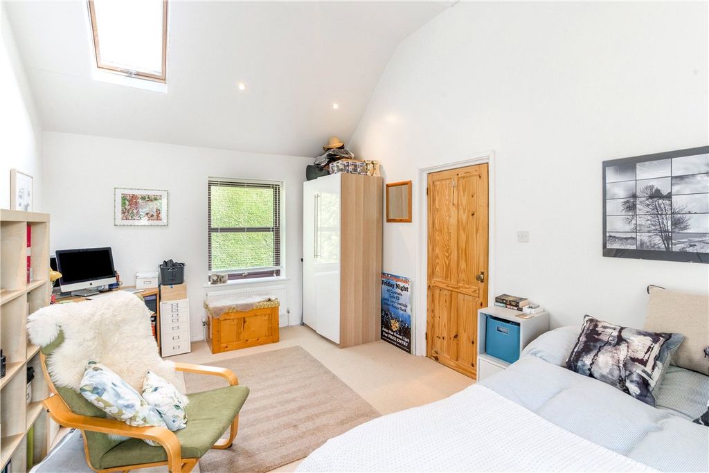 Additional image 13 of 4 bed detached house for saleHughes Close, Marlborough, Wiltshire SN8