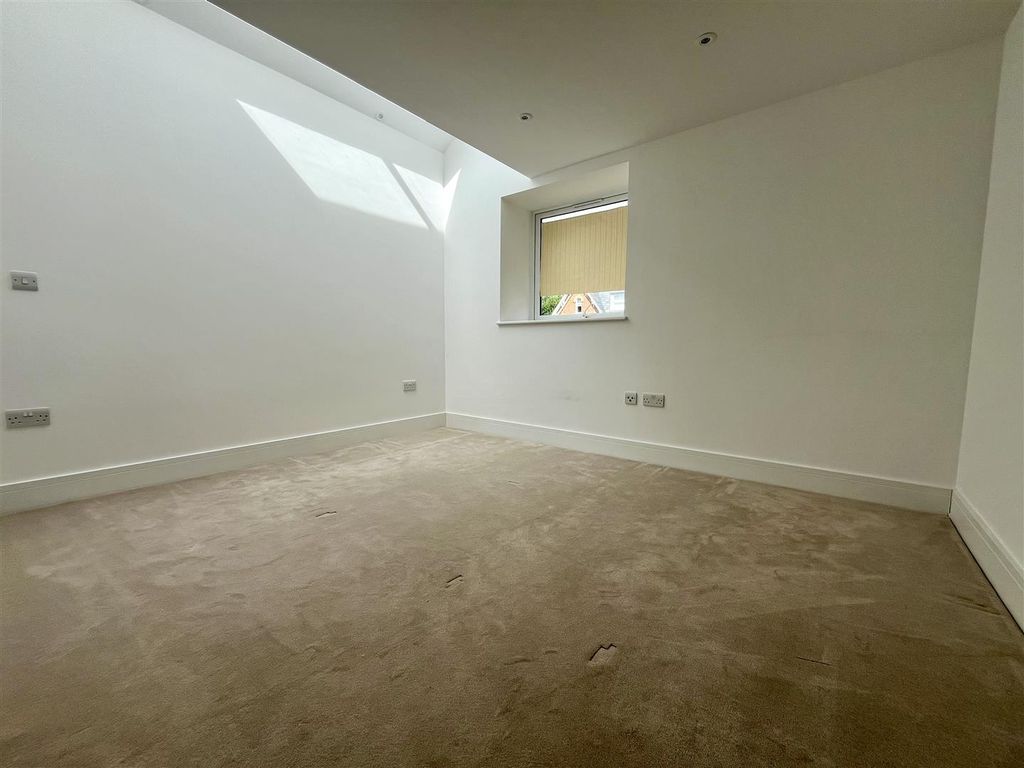 Additional image 7 of 2 bed maisonette for saleLime Grove, New Malden KT3
