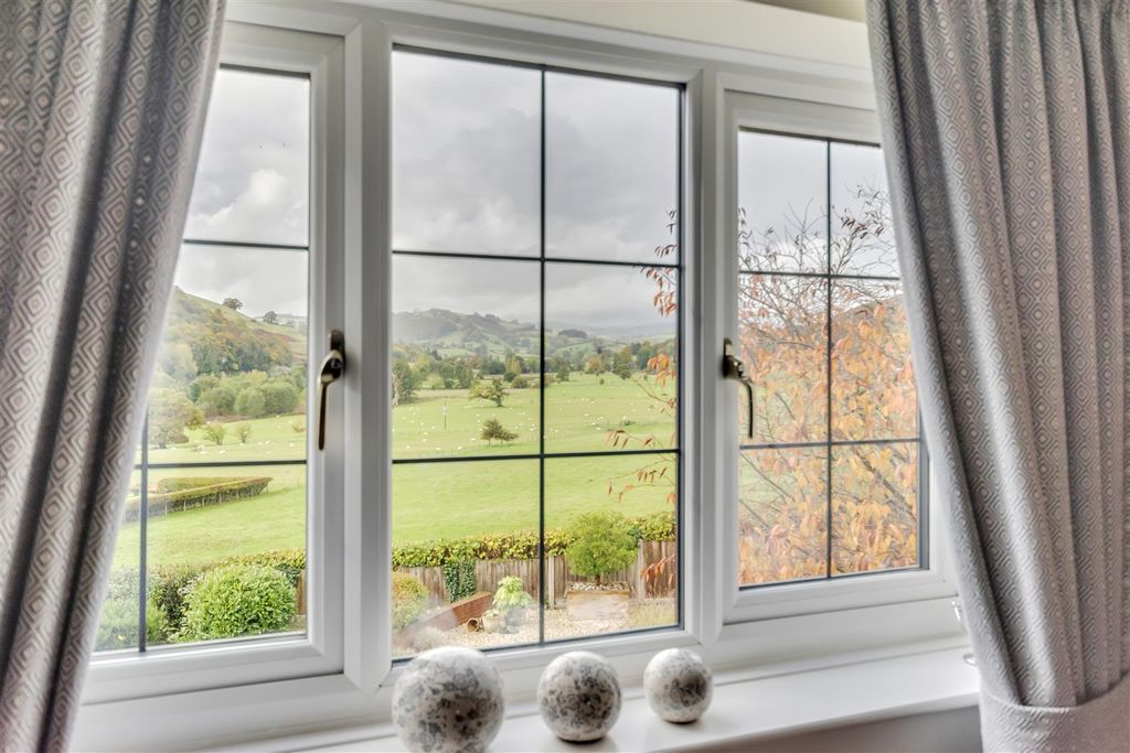 Additional image 11 of 5 bed detached house for saleFforrd Y Cain, Llanfyllin SY22