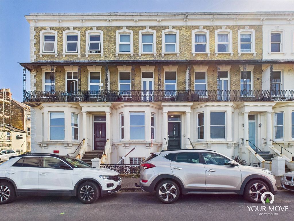 2 bed flat for saleSea View Terrace, Margate, Kent CT9 photo 5