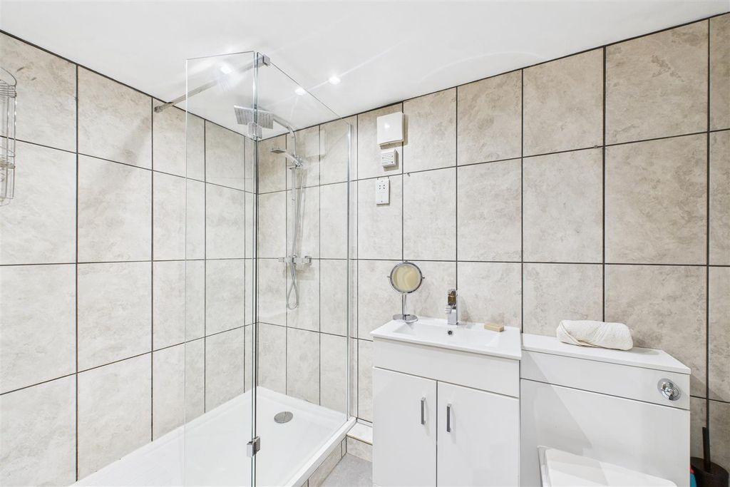Additional image 17 of 2 bed flat for saleGeorge Street, Newark NG24