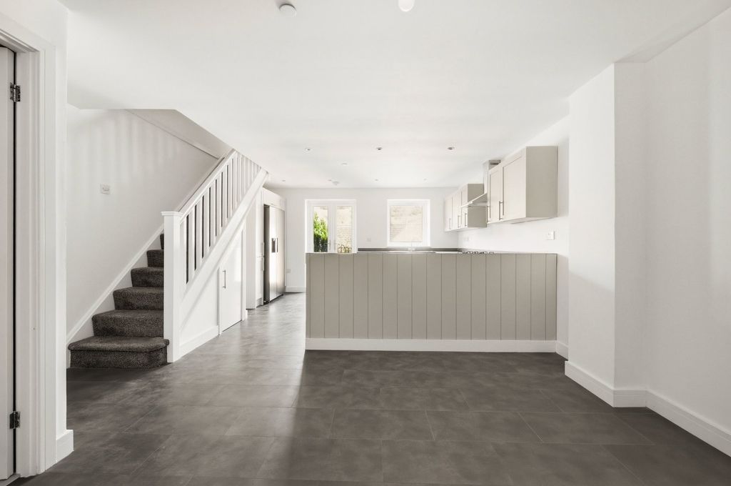 Additional image 18 of 3 bed town house for saleWoodland Street, Mountain Ash CF45