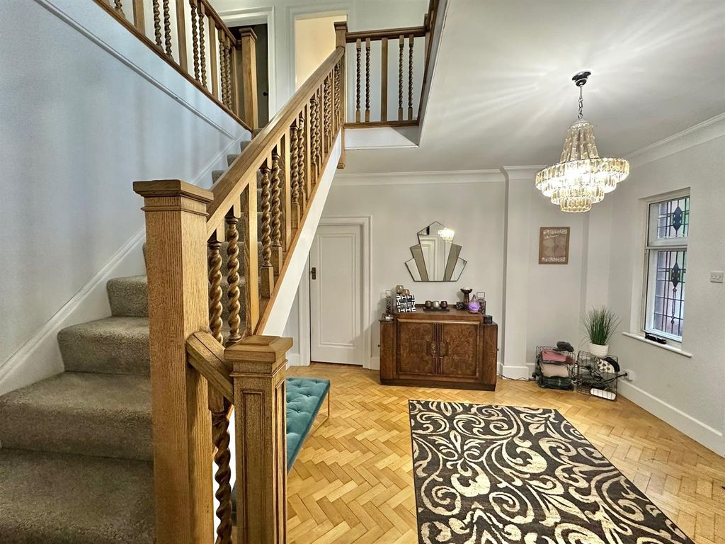 Additional image 9 of 6 bed detached house for saleCrewe Road, Nantwich, Cheshire CW5